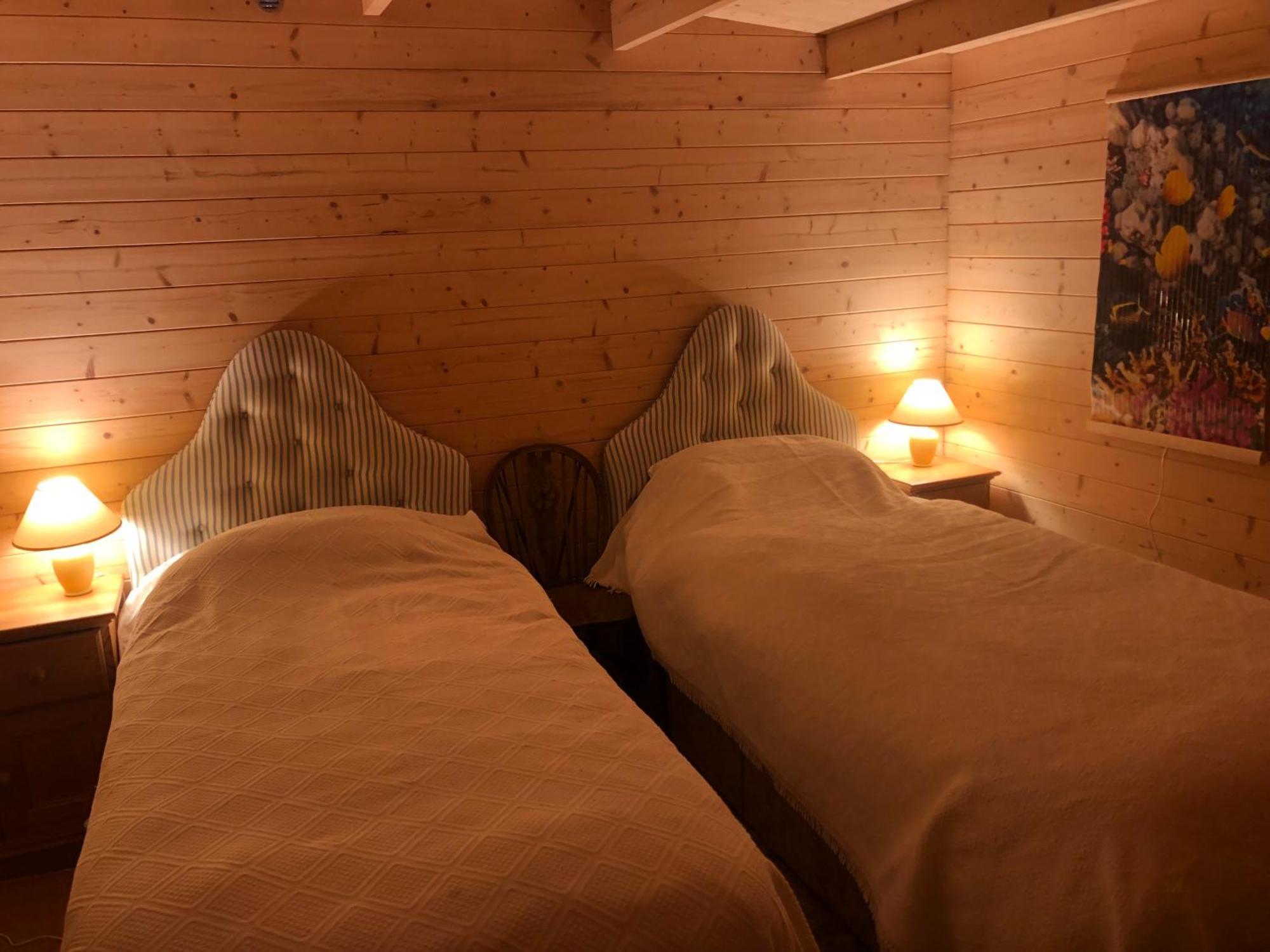 Cosy Garden Log Cabin ساليزبري المظهر الخارجي الصورة
